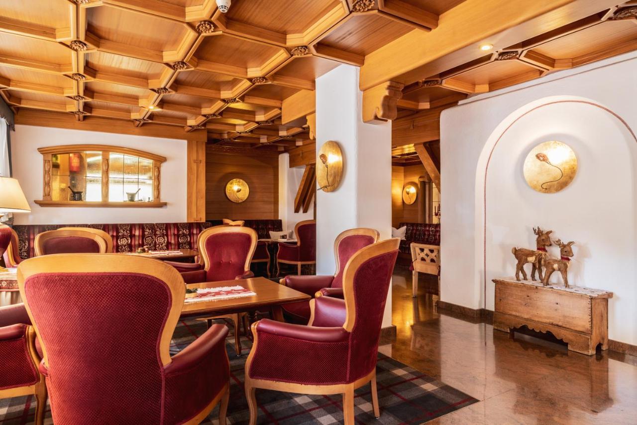 Hotel Meida Pozza di Fassa Bagian luar foto