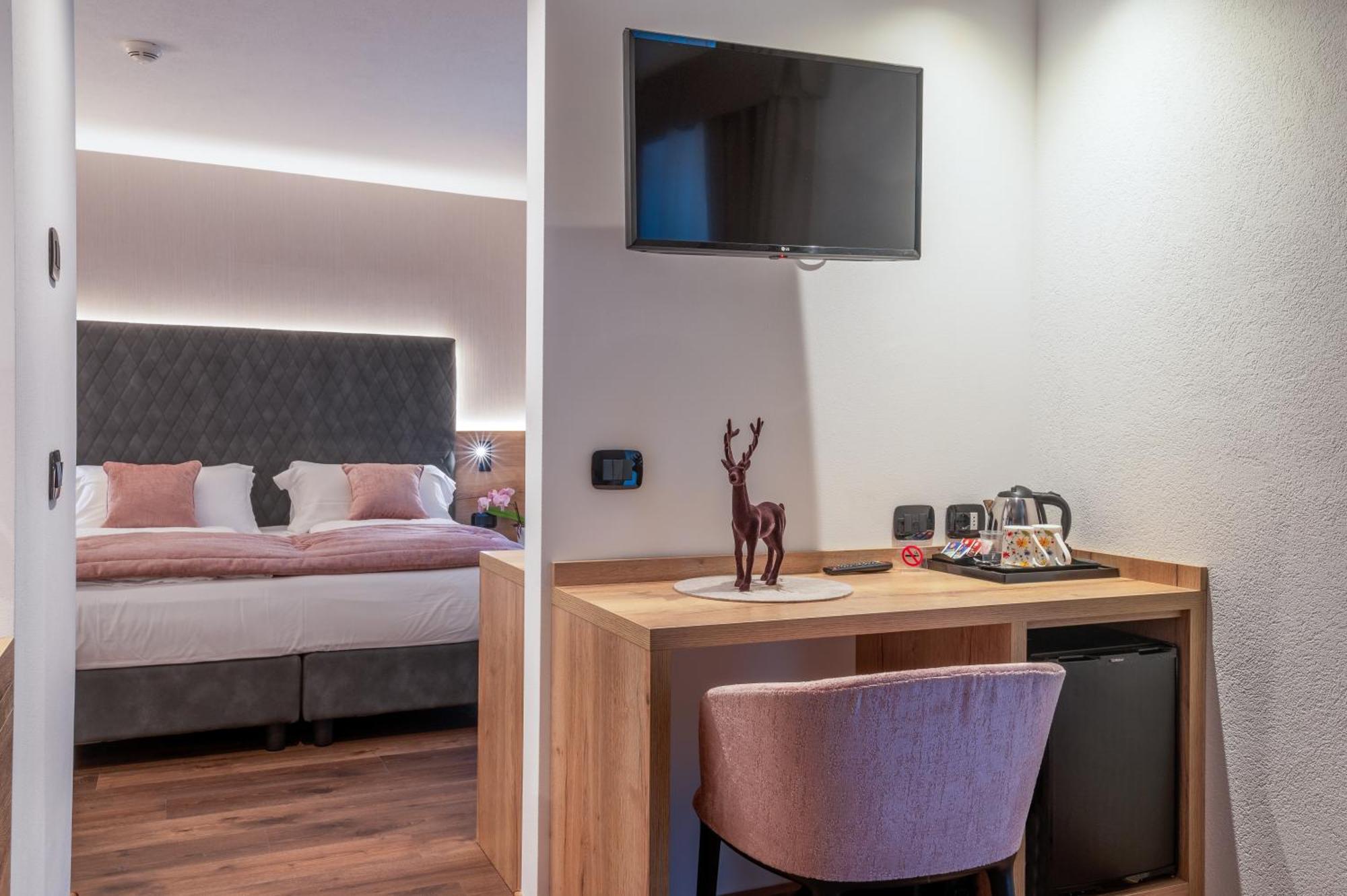Hotel Meida Pozza di Fassa Bagian luar foto