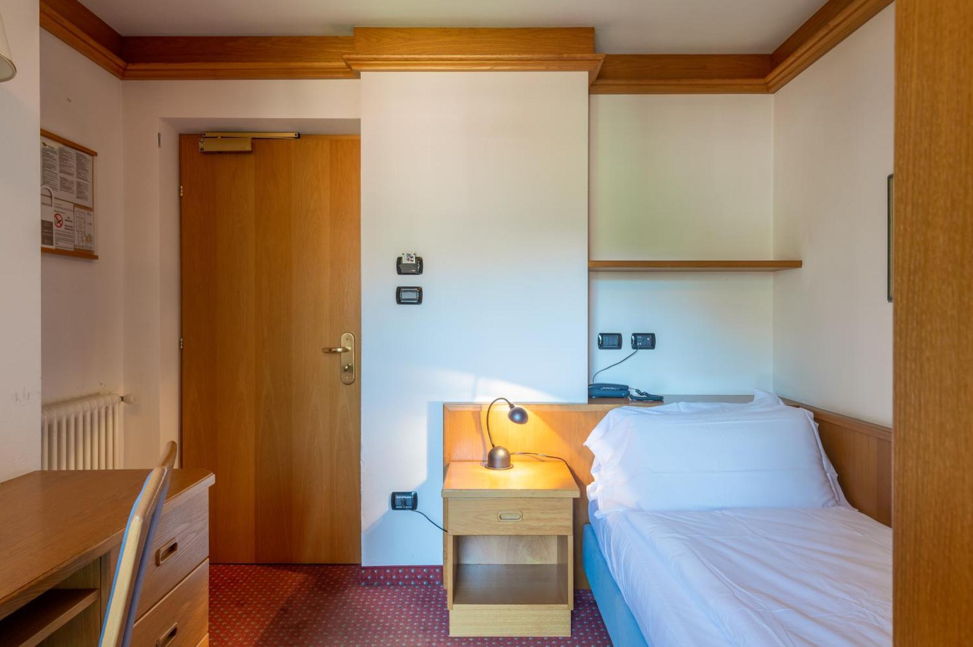 Hotel Meida Pozza di Fassa Bagian luar foto