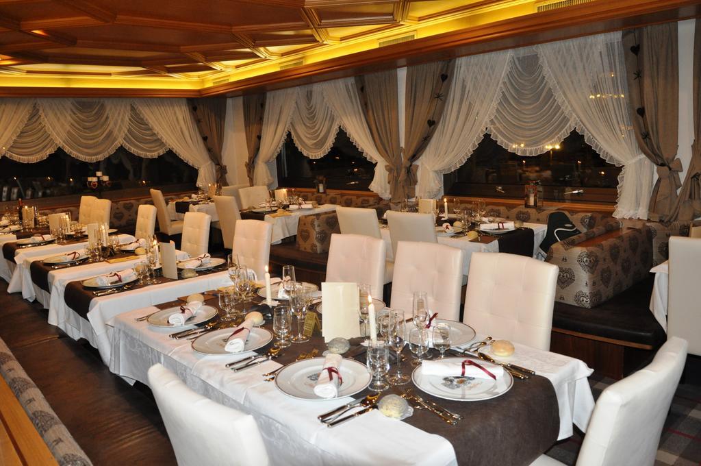 Hotel Meida Pozza di Fassa Bagian luar foto